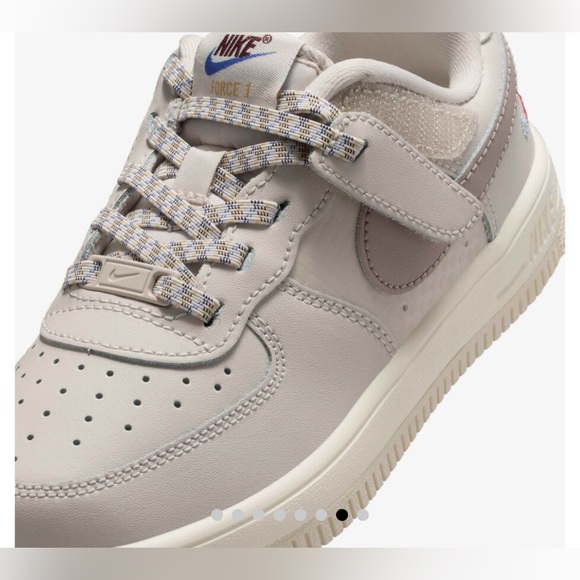 Nike Other - Nike Force 1 Low LV8 EasyOn Size 13C